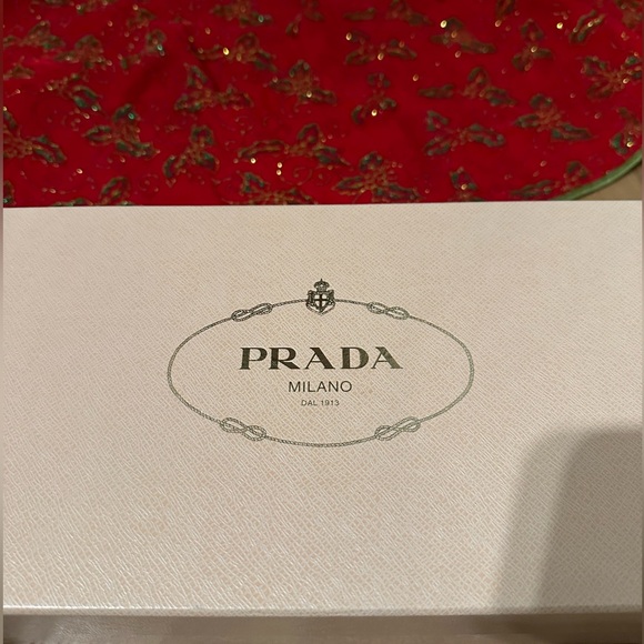 Like New! Prada kitten heel pumps (burgundy) size 36 - Picture 7 of 7